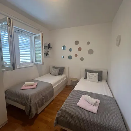 Apartman B&B Apartment Makarska