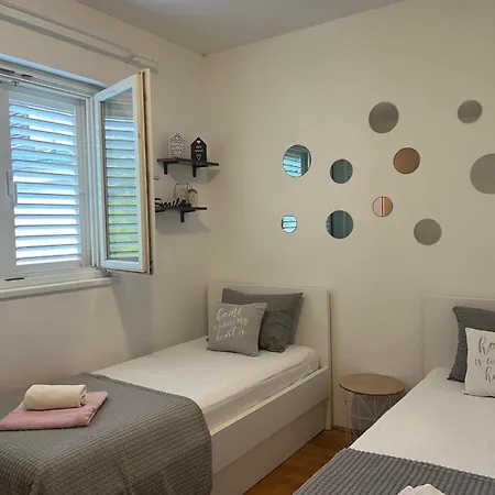Apartment Apartman B&B Makarska